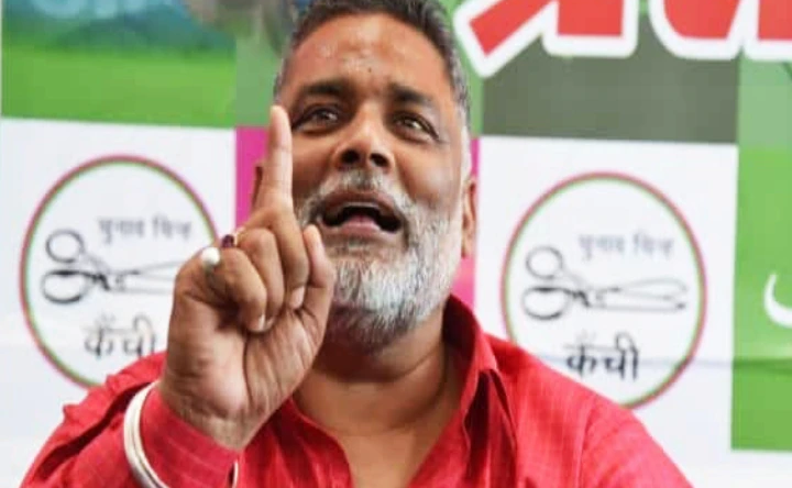शादी के लिए प्रेमिका का हाईवोल्टेज ड्रामा, कॉलर से खींचकर ले गई मंदिर