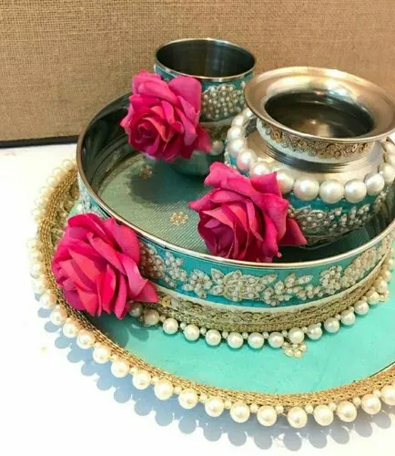 Karwa Chauth पर सालों बाद बन रहा है ये अबूझ संयोग, जानें सरगी खाने का शुभ मुहूर्त