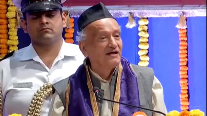 महाराष्ट्र: भगत सिंह कोश्यारी ने छोड़ा राजभवन, MVA सरकार से इन मुद्दों पर हुआ टकराव