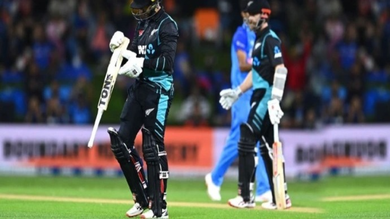 IND vs NZ: 219 रनों पर ऑलआउट हुई पूरी भारतीय टीम, सुंदर ने लगाया पचासा