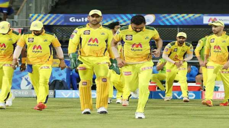 MS Dhoni: आनंद महिंद्रा ने धोनी के लिए ऐसा क्या बोल दिया कि फैंस भी तारीफ किए बिना नहीं रह सके