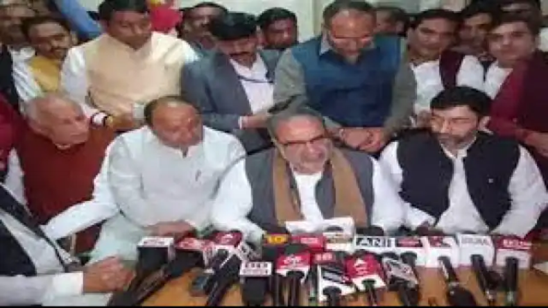 UP MLC Elections: यूपी विधान परिषद की पांच सीटों पर वोटिंग जारी, दो फरवरी को आएंगे  रिजल्ट