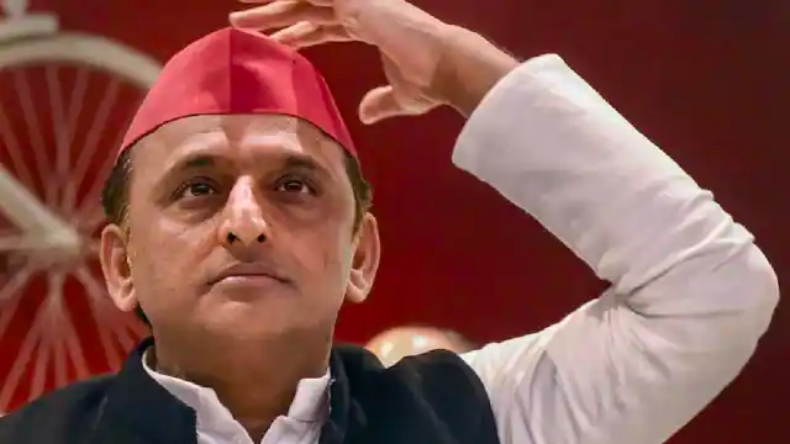 अब सपा में होगी कलह! अखिलेश ने चाचा शिवपाल की जगह इस नेता को सौंपी UP की कमान