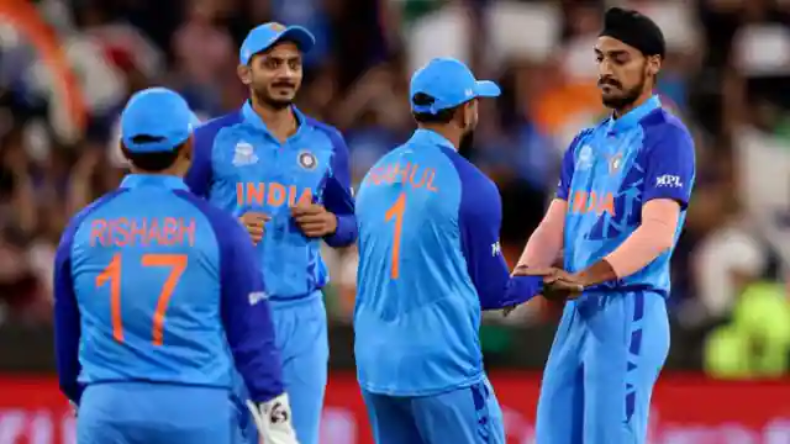 IND vs ENG: इंग्लैंड ने टॉस जीतकर पहले गेंदबाजी का फैसला किया, देखें प्लेइंग 11