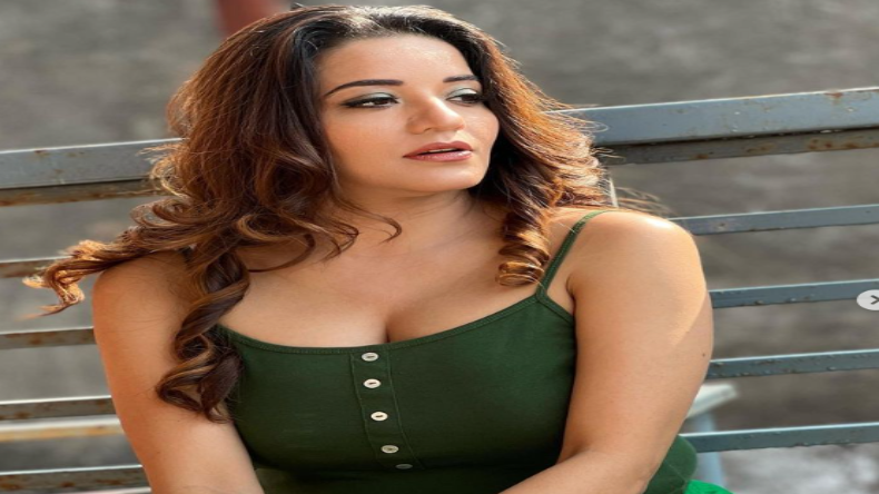 कॉमेडी का तड़का लगा कर फैंस को खूब हँसाने वाली हैं मोनालिसा, बस तीन दिन का इंतजार