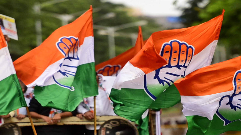 Lok Sabha Election: गुजरात में कांग्रेस को लगा झटका, सूरत से प्रत्याशी नीलेश कुंभानी का नामांकन रद्द