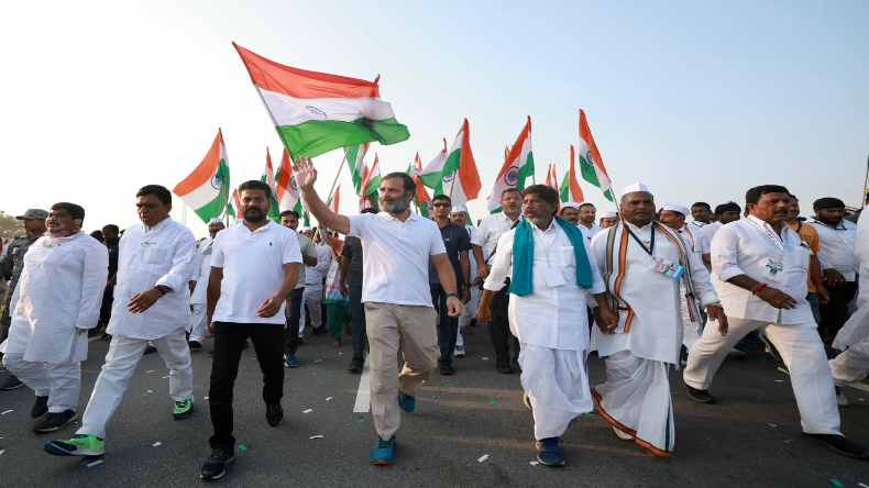 Bharat Jodo Yatra: आज हिंगोली से शुरू हुई राहुल गांधी की भारत जोड़ो यात्रा, नेताओं और कार्यकर्ताओं का उमड़ा हुजूम