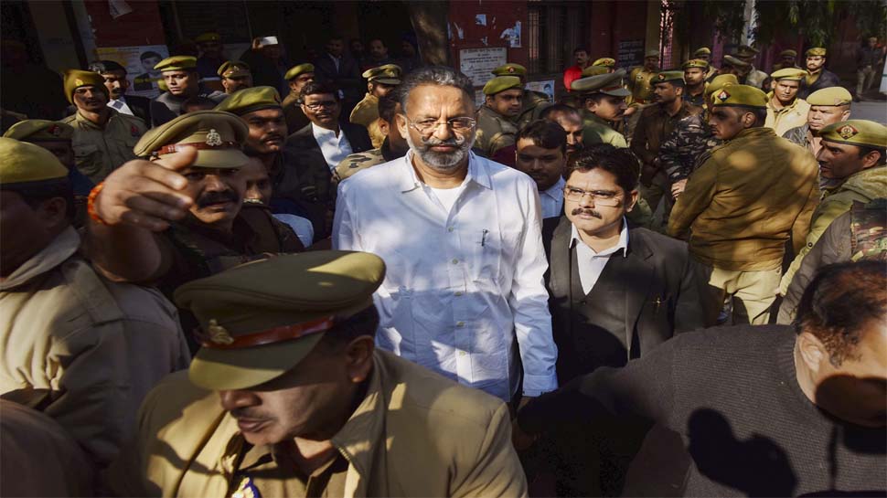 BREAKING: मुख्तार अंसारी के बेटे उमर अंसारी ने किया सरेंडर, 3 मामलों में था फरार