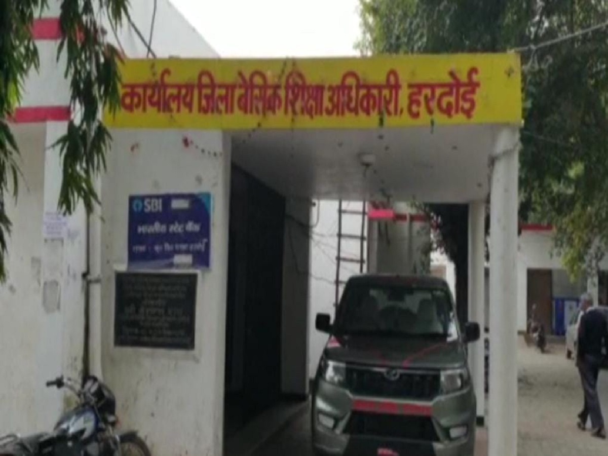 हरदोई में भी कंझावला जैसी बर्बरता, साइकिल सवार छात्र को कार ने घसीटा