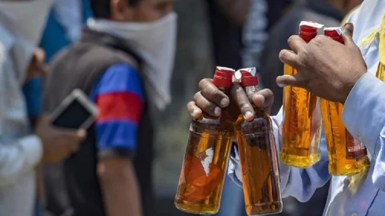 बिहार में जहरीली शराब से मौत का तांडव, दो लोगों की गई जान
