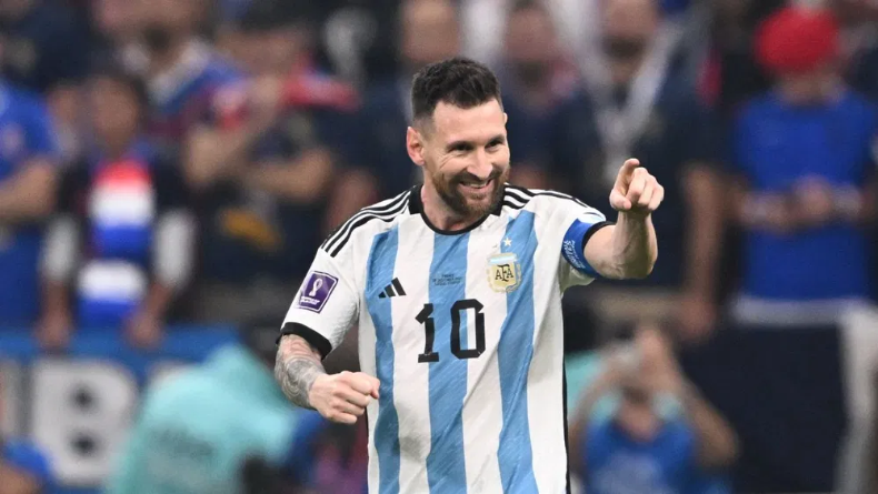 FIFA World Cup: फीफा वर्ल्ड कप हारने के बावजूद एम्बाप्पे की वाह-वाही, गोल्डन बूट किया अपने नाम