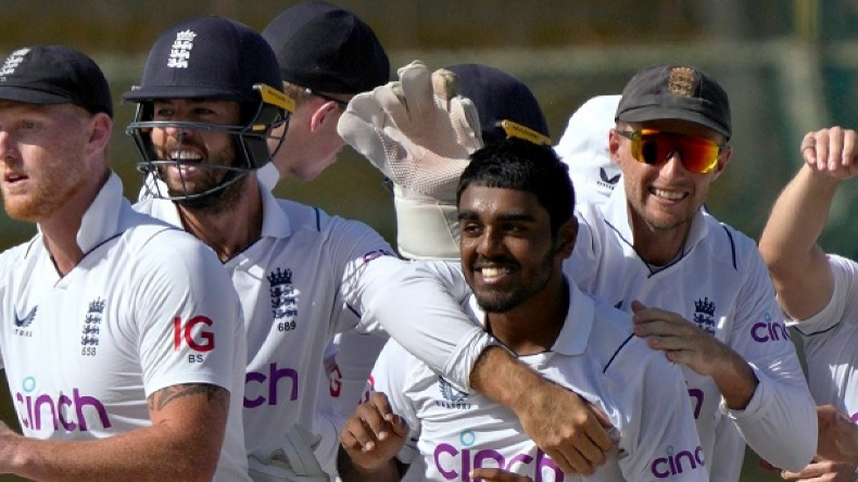 ENG vs PAK: पूर्व पाक दिग्गज दानिश कनेरिया का बड़ा बयान, कहा-‘ बाबर कप्तान के रूप में एक बड़ा शून्य ‘