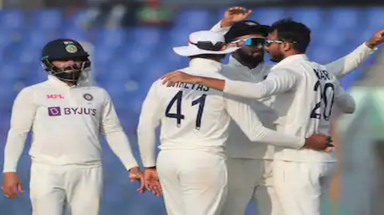 Rishabh Pant: पंत की जगह ईशान को श्रीलंका के खिलाफ सीरीज में मौका, हाल ही में जड़ा था दोहरा शतक