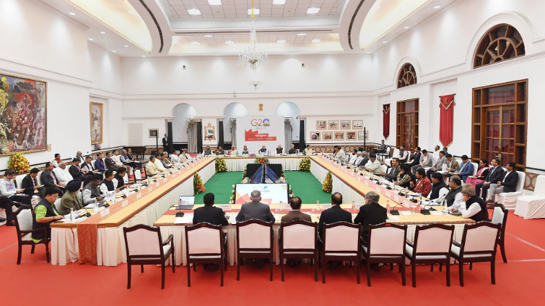 जी 20 ग्लोबल इन्वेस्टर्स समिट को लेकर लखनऊ में तैयारियां पूरी, दुल्हन की तरह सजा शहर