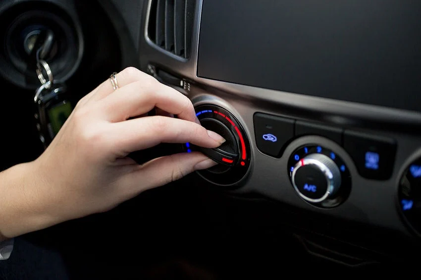 गाड़ी में Car Heater का इस्तेमाल कहीं खतरनाक साबित न हो जाए, मत करना ये गलतियाँ