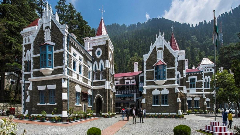 META ने 10 हजार कर्मियों को किया बर्खास्त, नई भर्तियों पर भी लगाई रोक