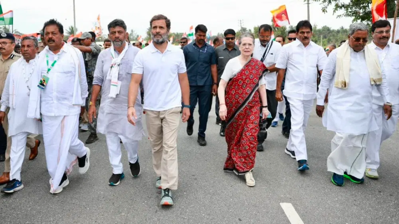 Shashi tharoor ने गहलोत और पायलट को बताया जिताऊ नेता, पीएम मोदी पर भी कसा तंज