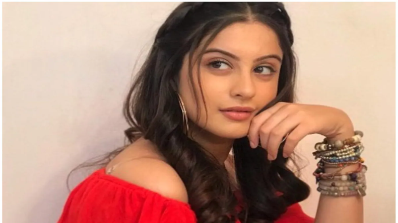 Tunisha Suicide Case: शीज़ान के परिवार के साथ खड़ी हुई उर्फी, लव जिहाद को लेकर कही ये बात