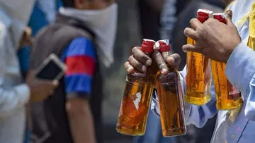 बिहार में जहरीली शराब पीने से 30 लोगों की मौत, सीएम ने मुआवजा का किया ऐलान