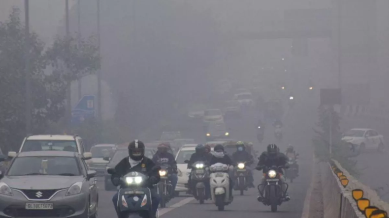 UP Weather Today: आज न निकलें घर से बाहर, UP में गर्मी दिखाएगी ऐसा तांडव, नोएडा से लेकर गाजियाबाद वालों तक के टपकेंगे पसीने
