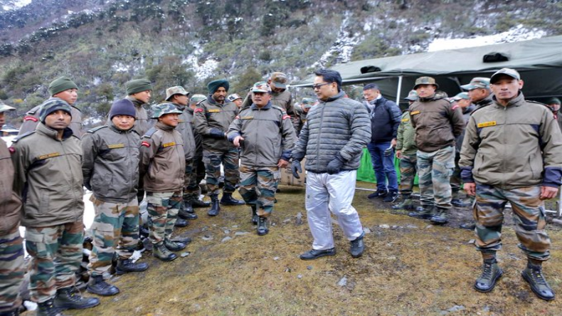 क्या न्यायपालिका पर दबाव बना रही है मोदी सरकार? किरेन रिजिजू ने दिया जवाब