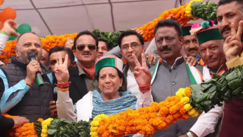 हिमाचल प्रदेश: धुरंधरों को मात देने के बाद भूपेश बघेल समेत प्रियंका गांधी और राजीव शुक्ला की क्यो हो रही है वाहवाही