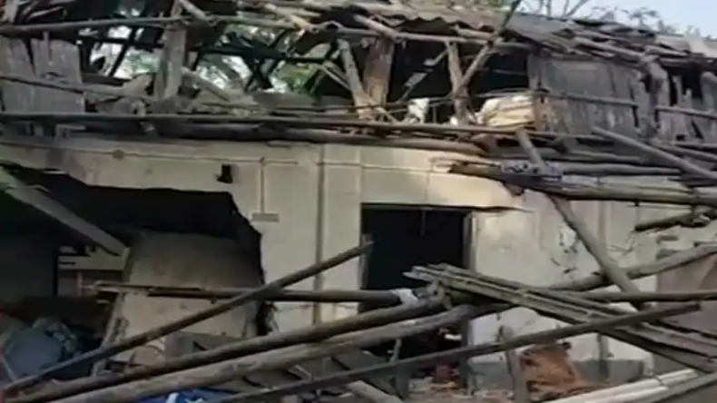 PAKISTAN: पेशावर से क्वेटा जा रही जाफर एक्सप्रेस में विस्फोट, 2 की मौत