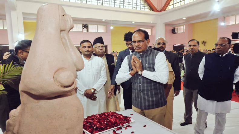 फ्रांसीसी सेना के दो राफेल जेट हवा में टकराए, दो कर्मियों की मौत