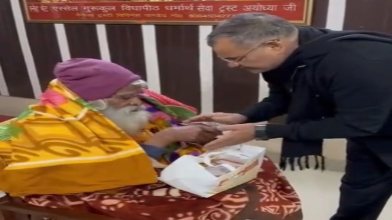 Bihar : शिक्षा मंत्री की जीभ काटने वाले को दूंगा 10 करोड़, ‘रामचरितमानस बयान’ पर भड़के संत