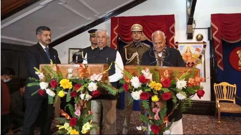 सरकारी कर्मचारियों की पेंशन को लेकर बनेगी कमेटी, केंद्र सरकार का ऐलान