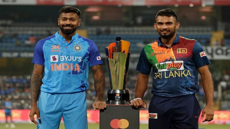 IND vs SRI: पहले वनडे में शतक जड़ने के बाद कोहली ने कही ये बात- ‘ मैच ऐसे खेलो, जैसे ….’