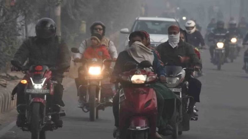 Weather: देश में यूपी, पंजाब समेत इन राज्यों में होगी बरसात, जानिए दिल्ली का मौसम अपडेट