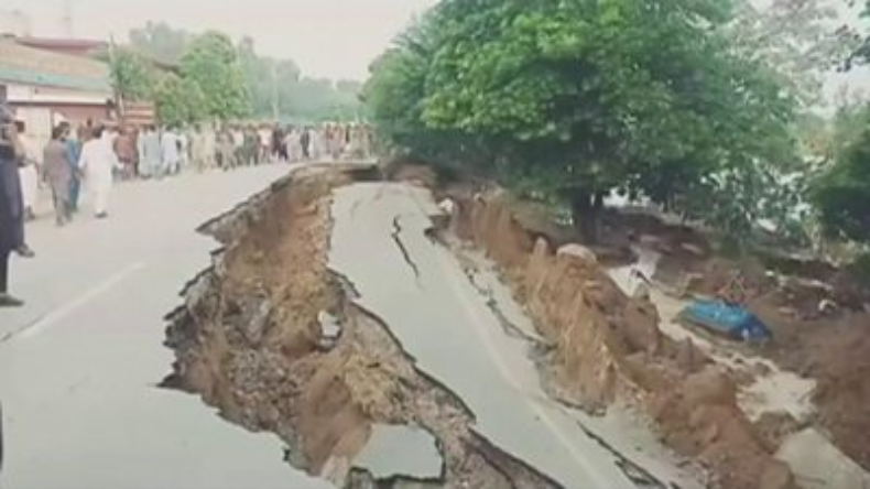 Pakistan में भूकंप से अब तक 11 लोगों की मौत, सैकड़ों घायल