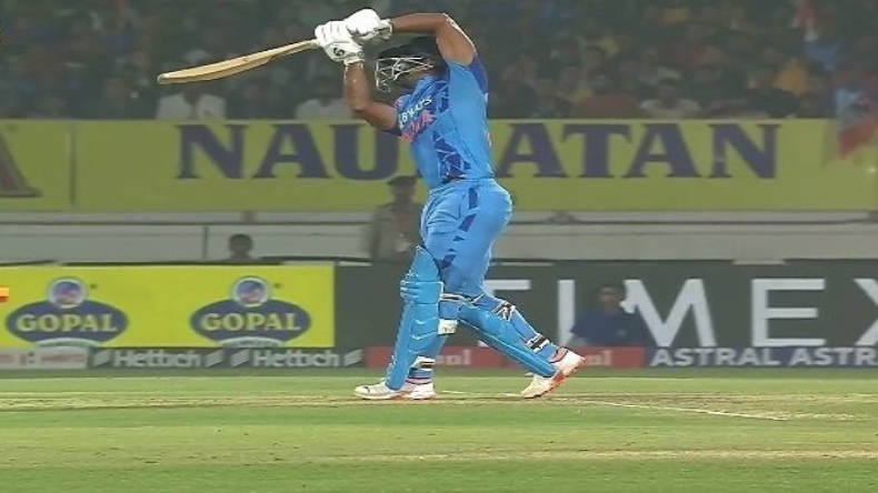 Virat Kohli: चौथे टेस्ट में विराट ने रचा इतिहास, ऐसा करने वाले बने 5वें भारतीय खिलाड़ी