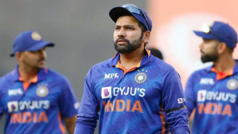 Virat Kohli: विराट कोहली ने वर्ल्ड क्रिकेट में रचा इतिहास, इतने हजार रन ठोक टॉप-5 बल्लेबाज में हुए शामिल