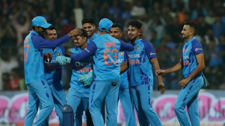 IND vs SL: दूसरा वनडे आज, जानिए वेदर-पिच रिपोर्ट, संभावित प्लेइंग-11 और हेड टू हेड रिकॉर्ड की पूरी जानकारी