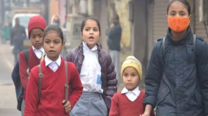 चीन में दर्दनाक हादसा: स्कूल जिम की छत ढह जाने से 9 लोगों की मौत, 2 लोग फंसे