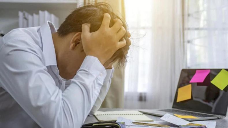 Tech layoffs in 2024: कई दिगग्ज टेक कंपनियों ने 2024 में की कर्मचारियों की छंटनी, जानें वजह