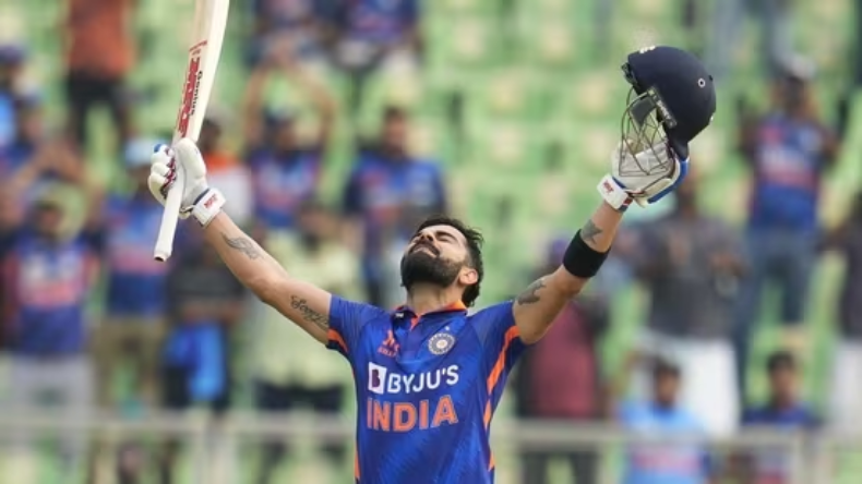 IND vs AUS: इतिहास रचने से चूक गए विराट कोहली, 12 रन बनाकर हुए आउट