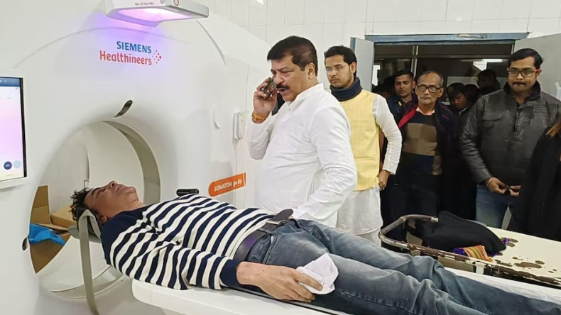 Bangladesh Election 2024: बांग्लादेश चुनाव में हुई हिंसा, कई इलाकों में रोकना पड़ा मतदान