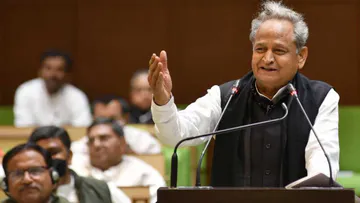 Rajasthan: बजरंग दल-VHP में काम करने वाले लफंडर हैं- सीएम गहलोत का विवादित बयान