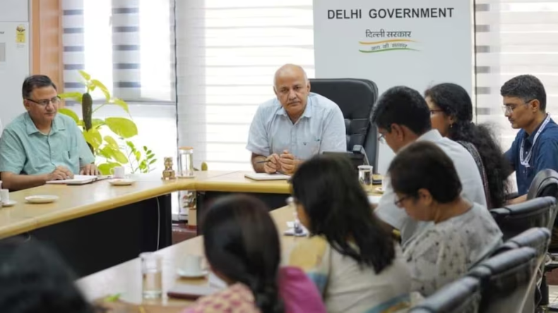 शराब घोटाला मामला: 8 घंटे की पूछताछ के बाद उपमुख्यमंत्री सिसोदिया को CBI ने किया गिरफ्तार