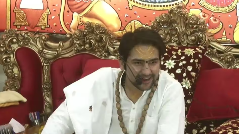 ‘हिंदू राष्ट्र को लेकर संसद में कुछ होने वाला है’, धीरेंद्र शास्त्री का बड़ा दावा