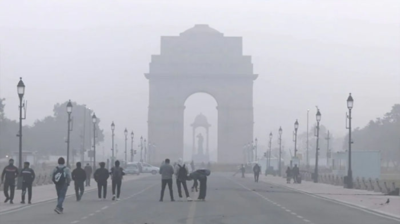 Weather Update Today: उत्तर भारत में अभी जारी रहेगी शीत लहर, बारिश का अलर्ट जारी; जानें मौसम का ताजा अपडेट