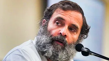 अडानी-हिंडनबर्ग मामला: राहुल गांधी बोले- ‘PM मोदी के हाथ कांप कर रहे थे, वो बार-बार पानी…’