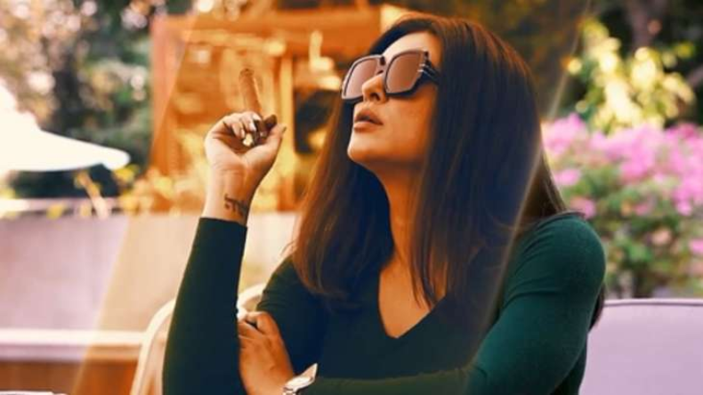 Pushpa 2: पुष्पा 2 के सेट पर बिगड़ी अल्लू अर्जुन की तबीयत, अभिनेता के कारण फिल्म की शूटिंग में हुई देरी
