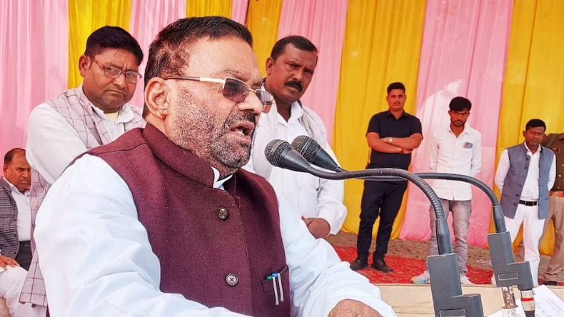 उत्तर प्रदेश: रामचरितमानस के पाठ को लेकर स्वामी प्रसाद बोले – ‘विवादित महाकाव्य के लिए सरकारी खजाना खोल दिया’