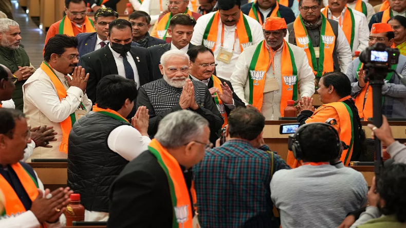 Delhi: एयरपोर्ट पर पीएम मोदी का स्वागत करेगी बीजेपी, दो देशों के राजकीय दौरे पर थे प्रधानमंत्री