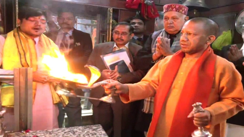 ‘गाड़ी पलट भी सकती है’, CM योगी के मंत्री ने Umeh Pal के हत्यारों को दी चेतावनी