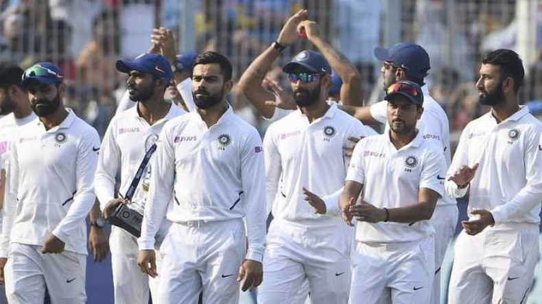 IND vs AUS: धोनी को पीछे छोड़ कप्तान रोहित रचेंगे इतिहास, ऐसा करने वाले बनेंगे दुनिया के पहले कप्तान